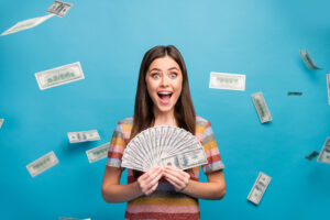 Boutique Trial Firm Pays Out Above-Market Bonuses!